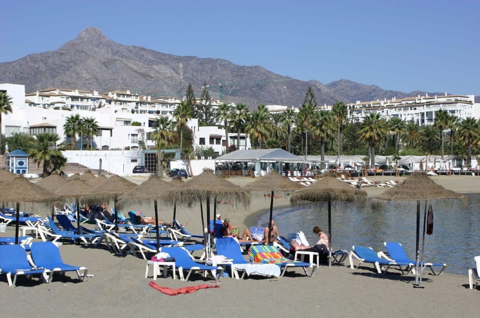 Natural landscape, Other, Beach, Area and facilities