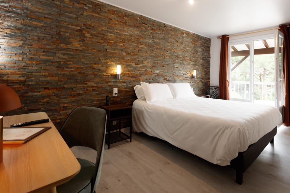 Auberge Val Moureze Hôtel & Spa Hotel in Occitanie