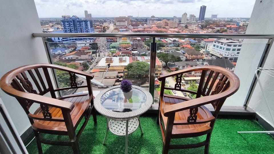 Balcony/Terrace, Seating area, City view