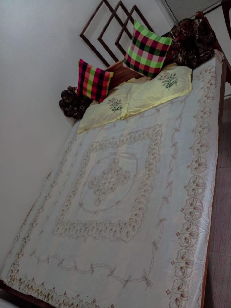 Shan Villa Bed and Breakfast in Western Province