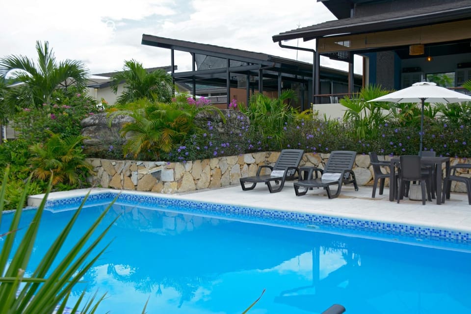 Restaurant/places to eat, Garden, Swimming pool, Swimming pool
