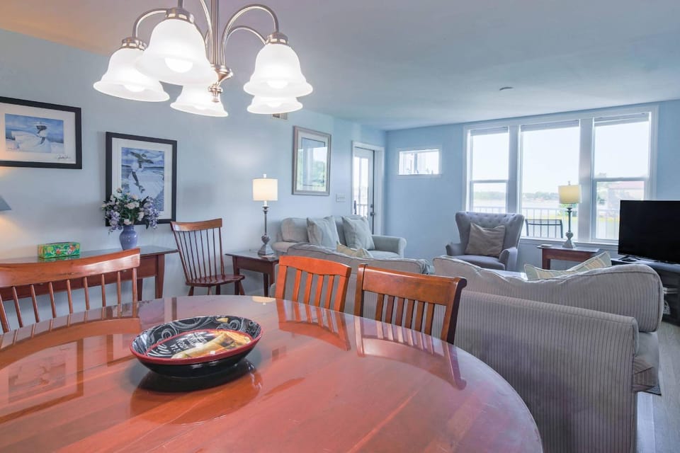 Turn of River Condo House in Folly Beach