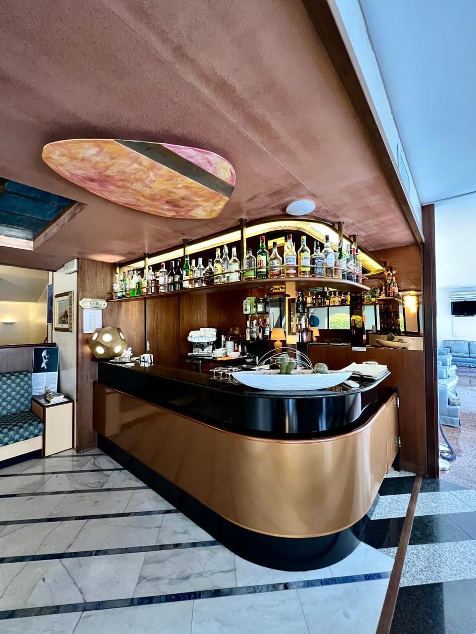 Lounge or bar
