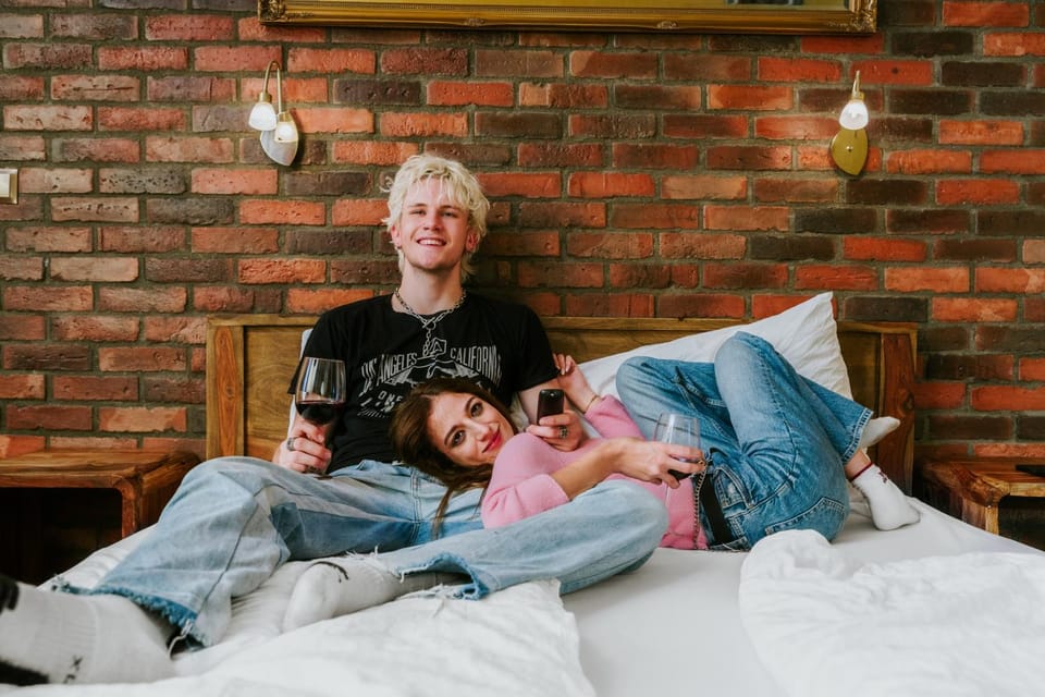Bed, Bedroom, Guests