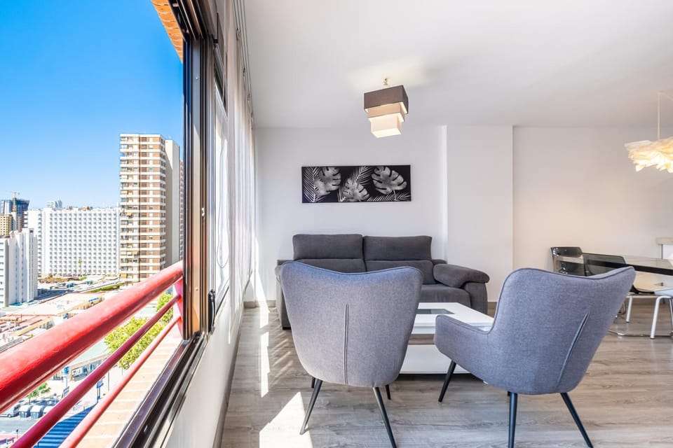 Day, Living room, Dining area, City view