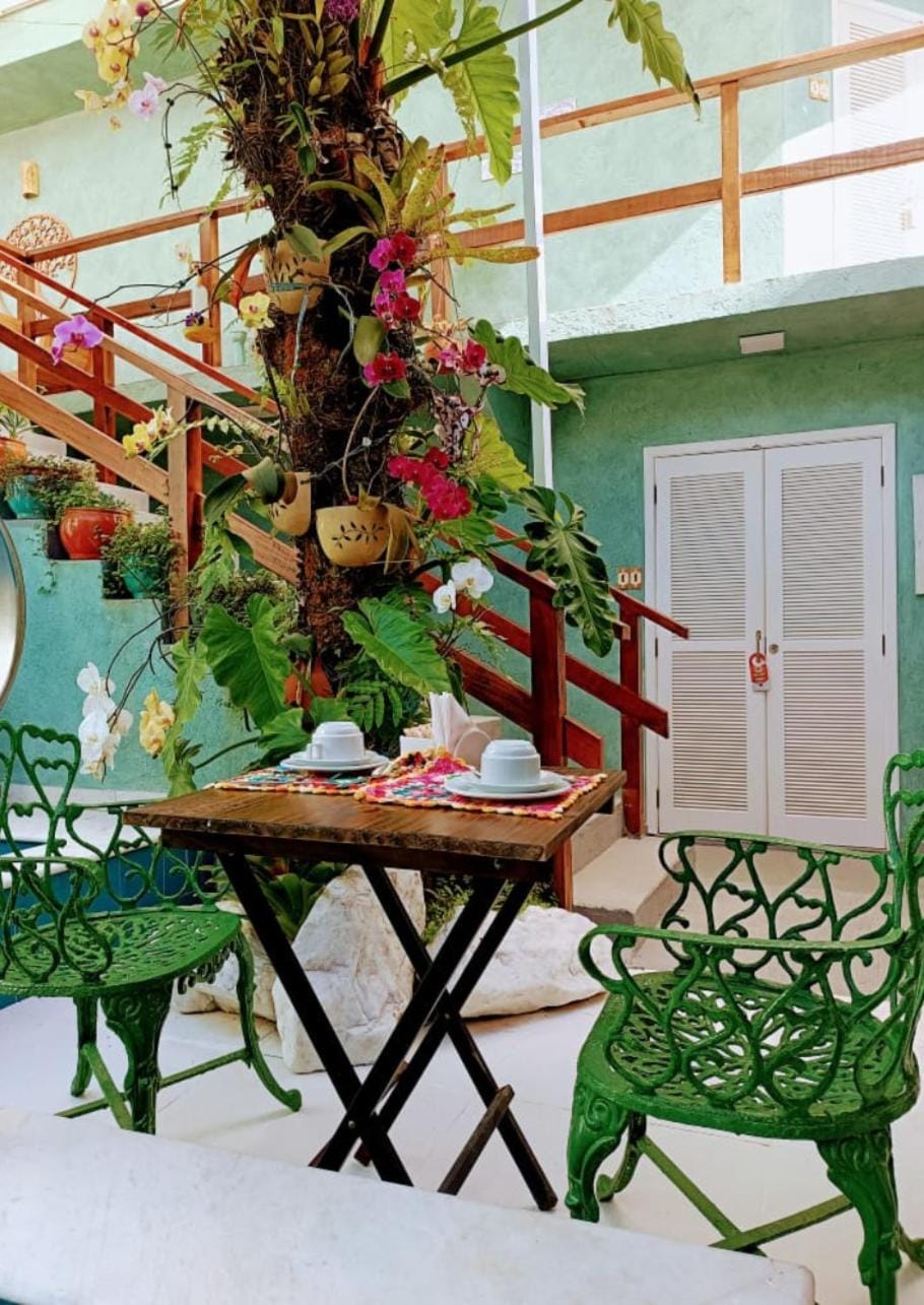Garden, Dining area, Garden view