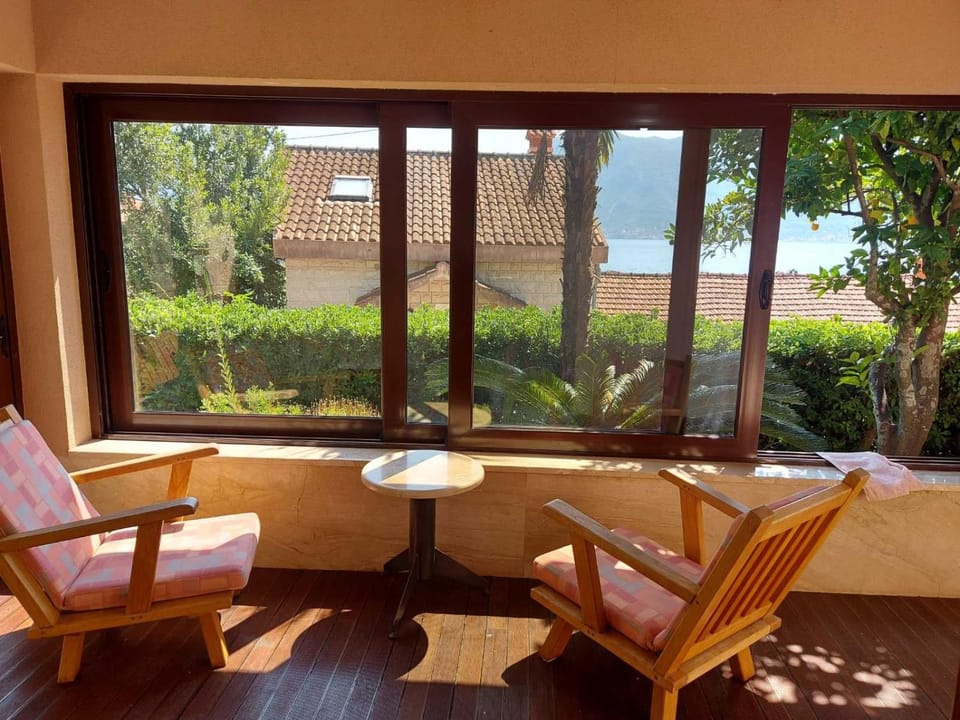 Villa El Mar Villa in Kotor Municipality