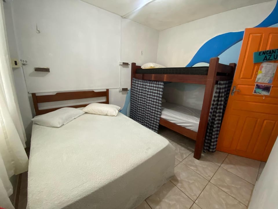 Bed, Photo of the whole room, Bedroom, bunk bed
