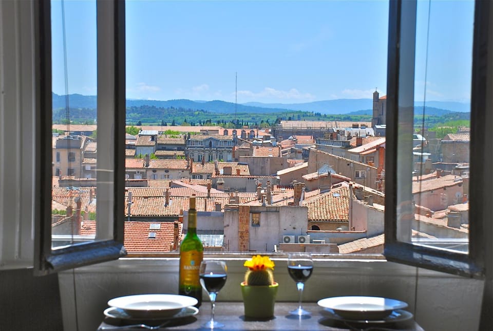 View (from property/room), City view, Mountain view