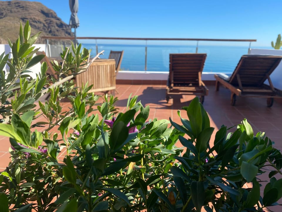Day, Natural landscape, View (from property/room), Balcony/Terrace, Seating area, Sea view