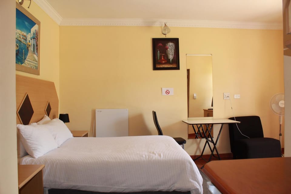 Black Swan Guesthouse Bed and Breakfast in Africa
