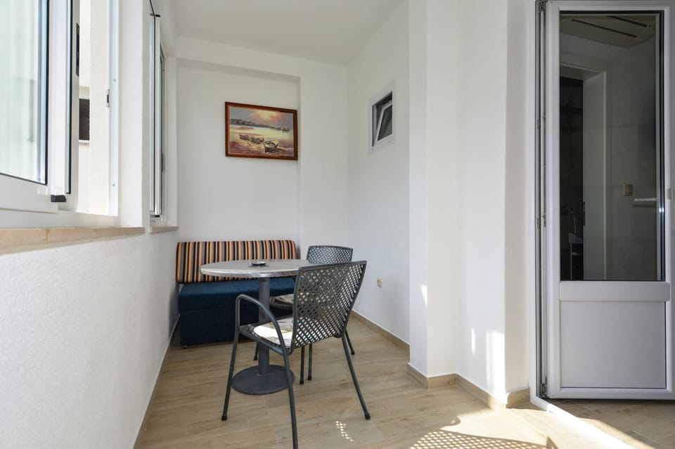 Apartmani Dina Apartment in Makarska