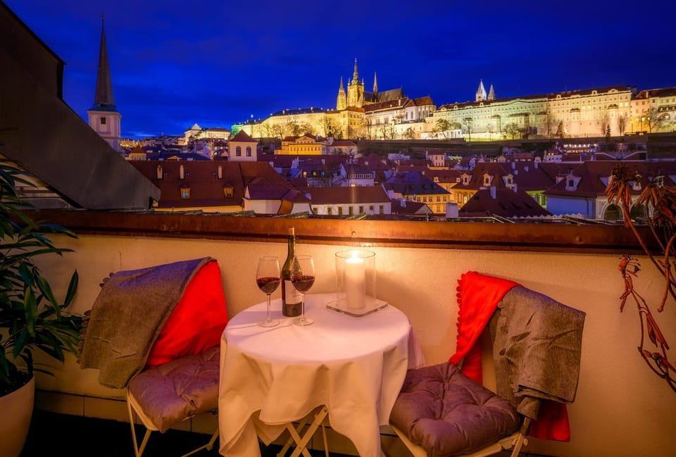 View (from property/room), Balcony/Terrace, City view, Dinner, Non alcoholic drinks