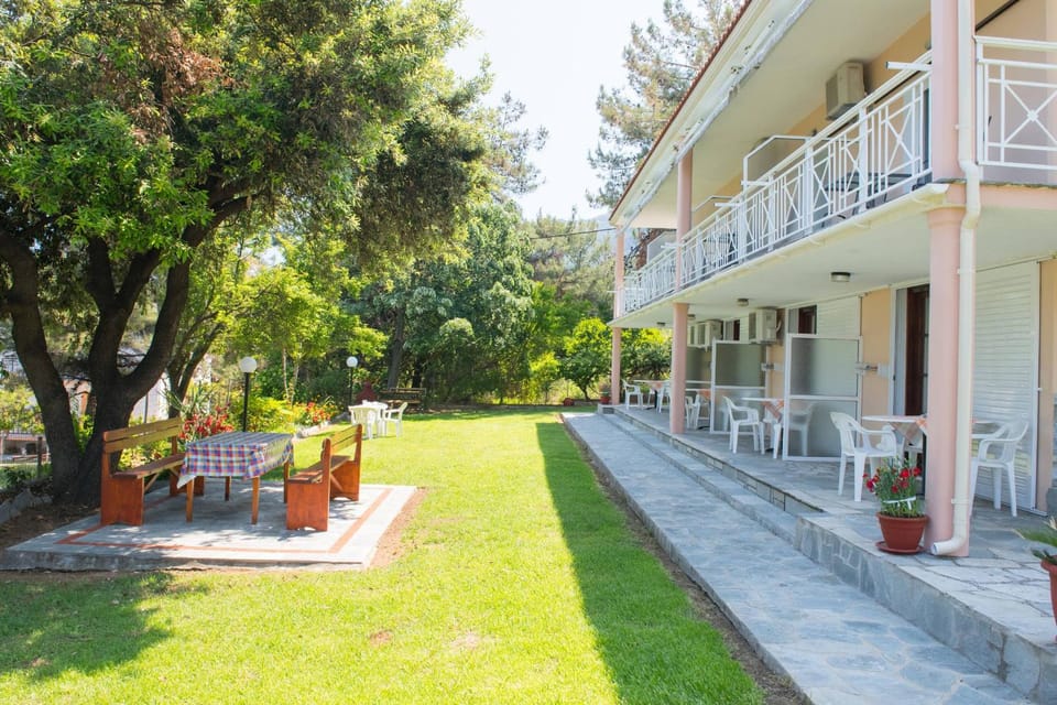 Garden, Garden view