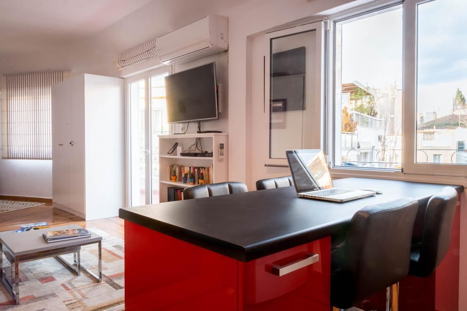 Martin’s Akropolis loft Apartment in Plaka