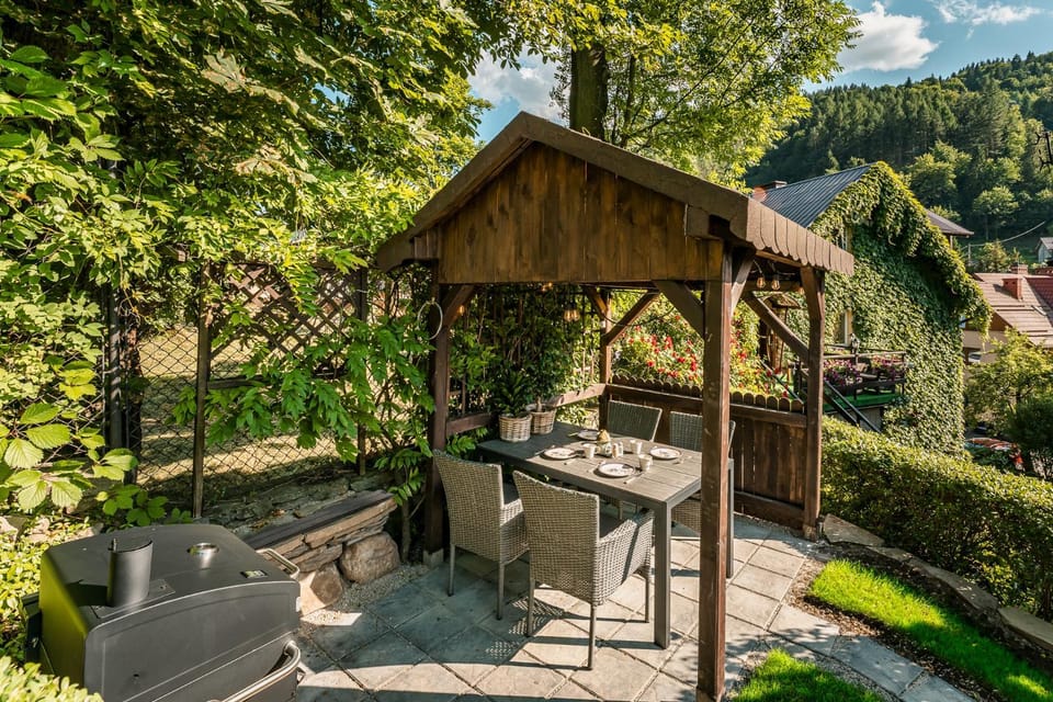 Dom "Pod Górkami" Vacation rental in Lesser Poland Voivodeship