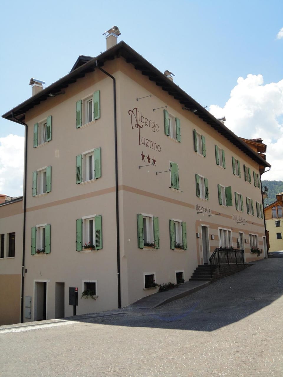Property building, Facade/entrance, Facade/entrance