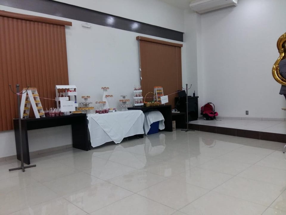 Lounge or bar