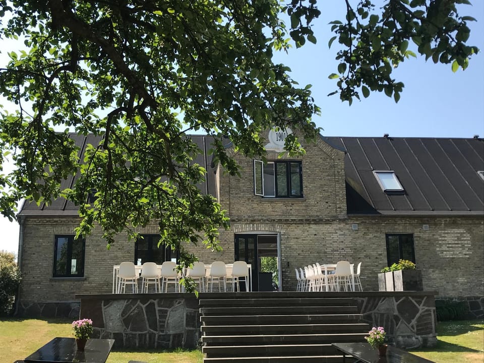 Property building, Off site, Garden, Garden view