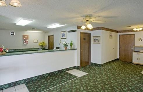 Lobby or reception, Lobby or reception