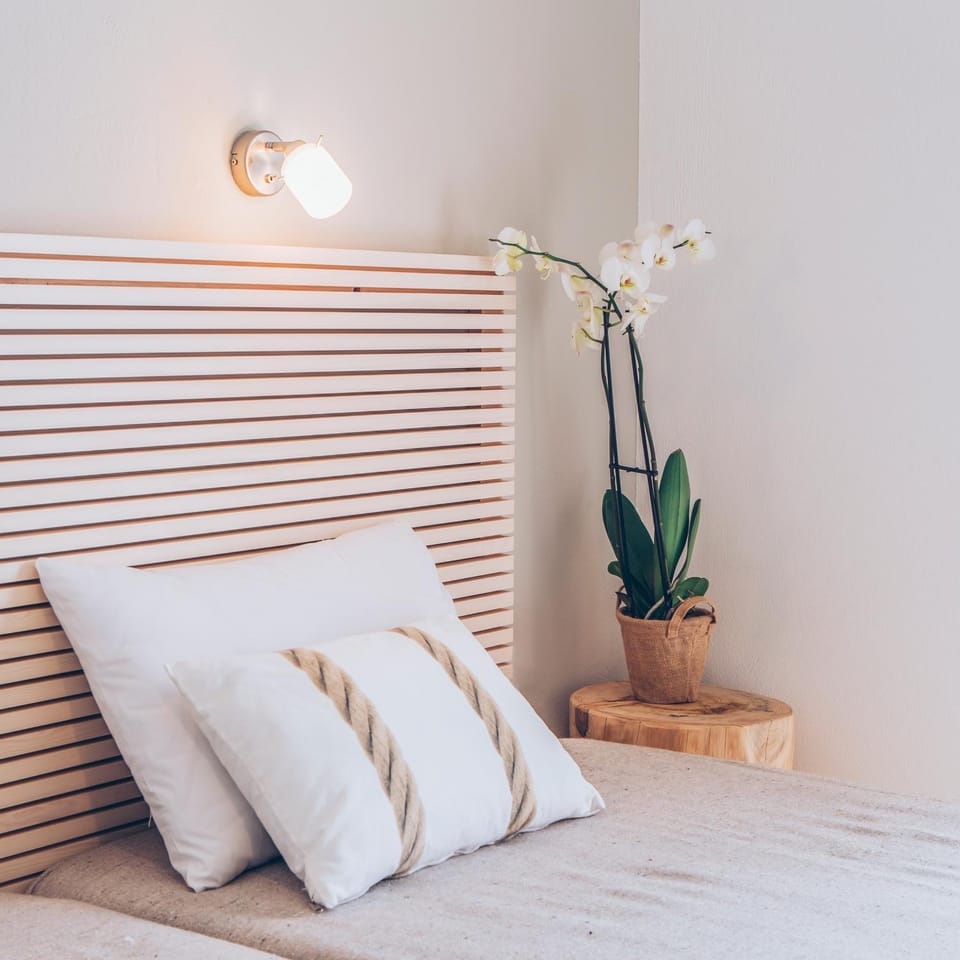 Bed, Decorative detail