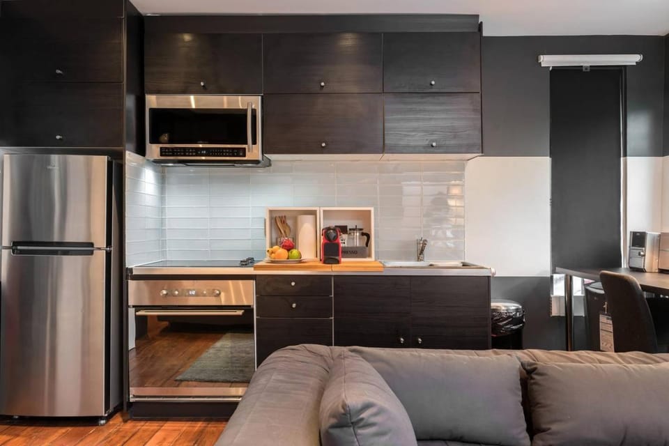 Palo Alto Cottage by Stanford & Tech Companies House in Menlo Park