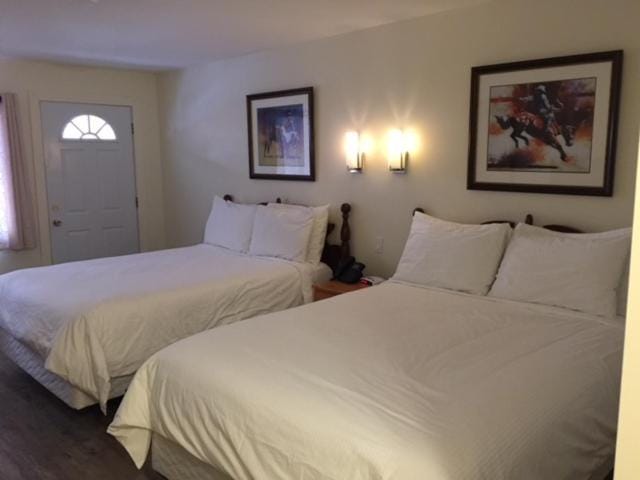 Spruce Hill Resort & Spa Nature lodge in British Columbia