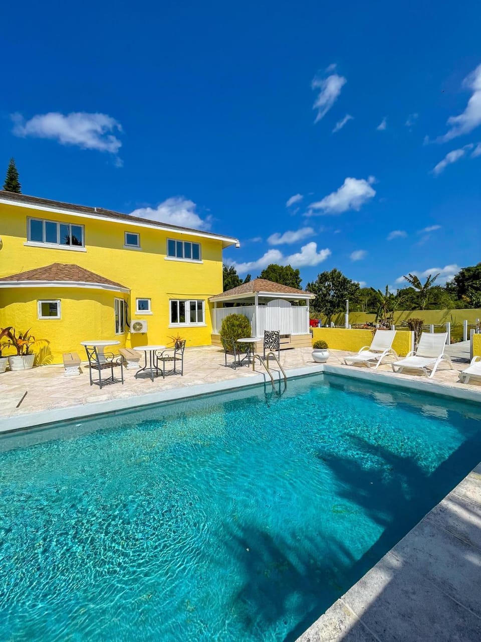 Swimming pool