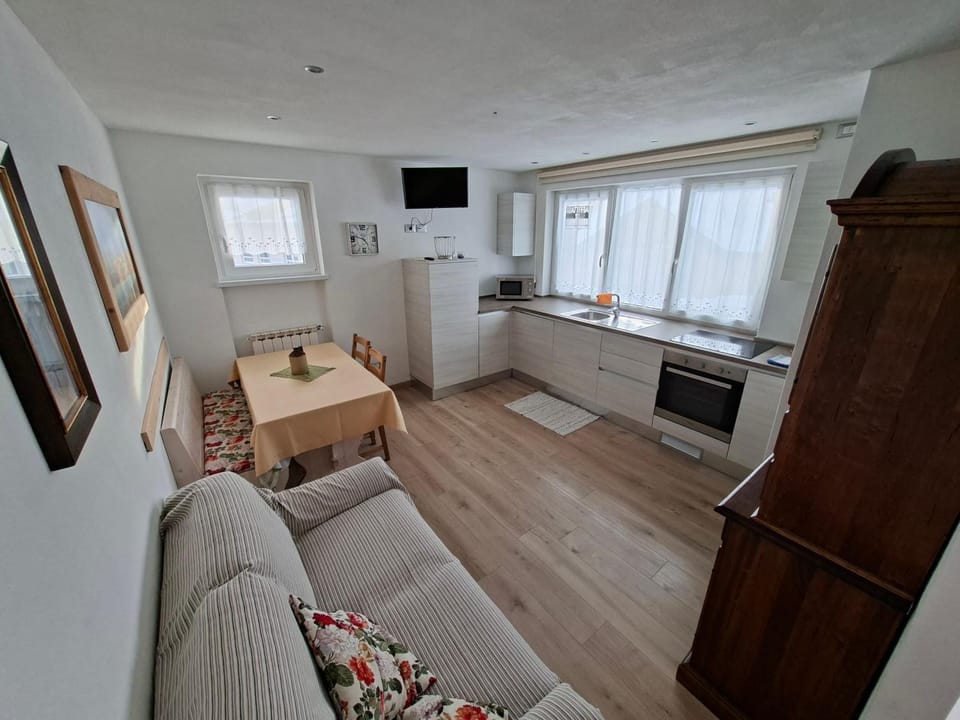 Casa Gialla House in Trentino-South Tyrol