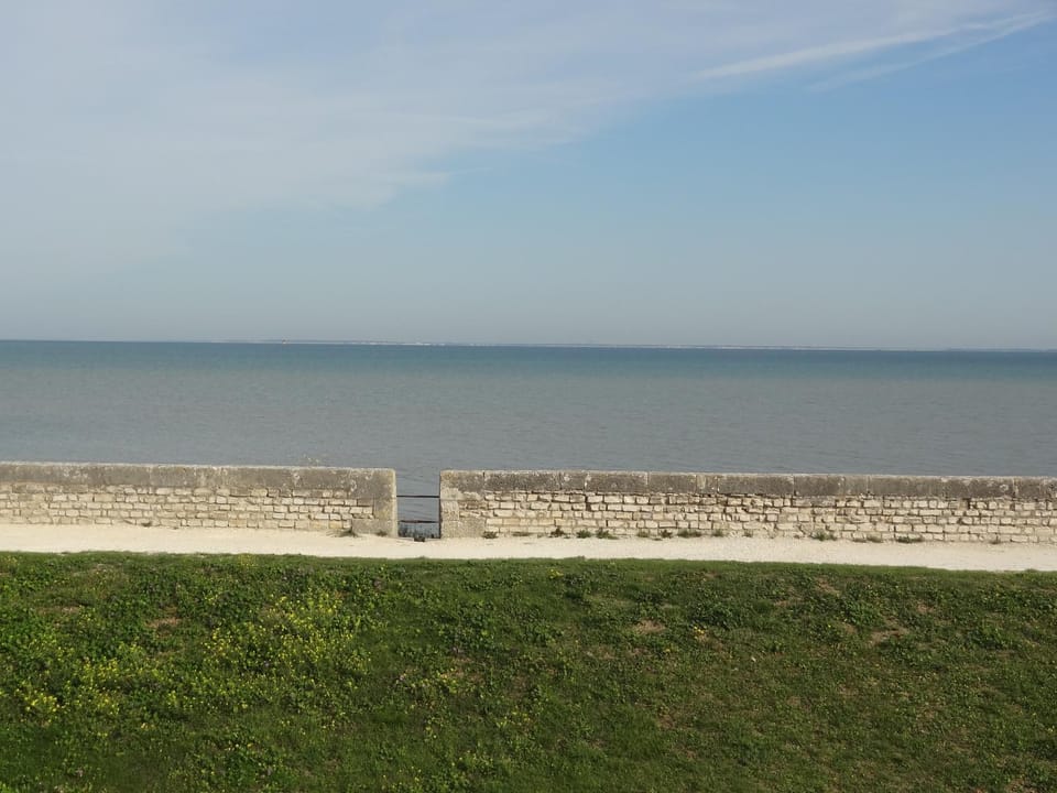 Nearby landmark, Natural landscape