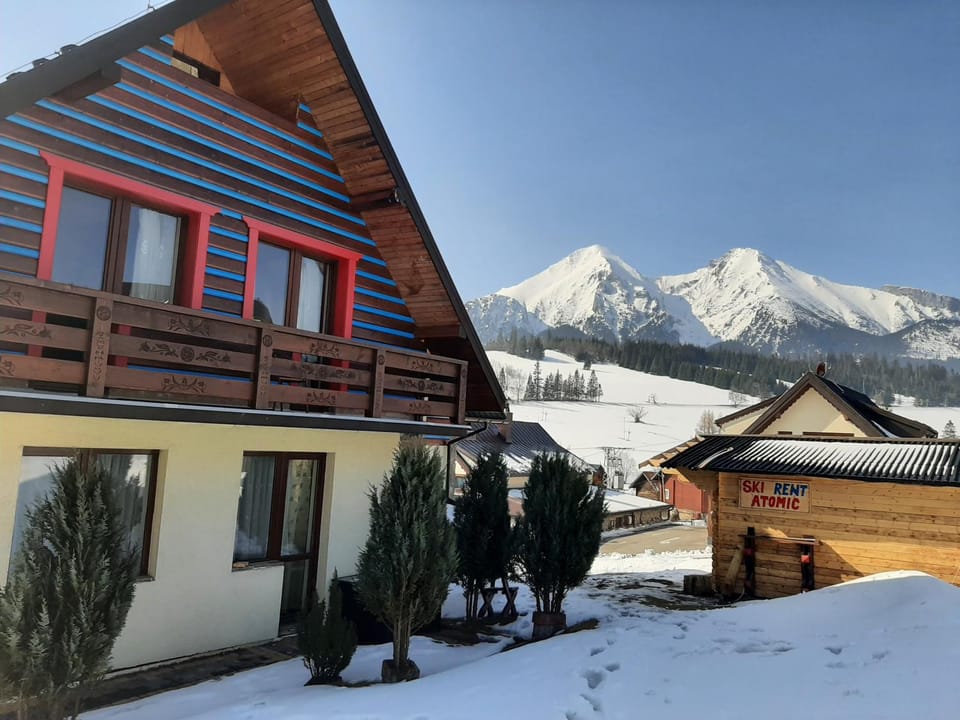 Property building, Natural landscape, Mountain view