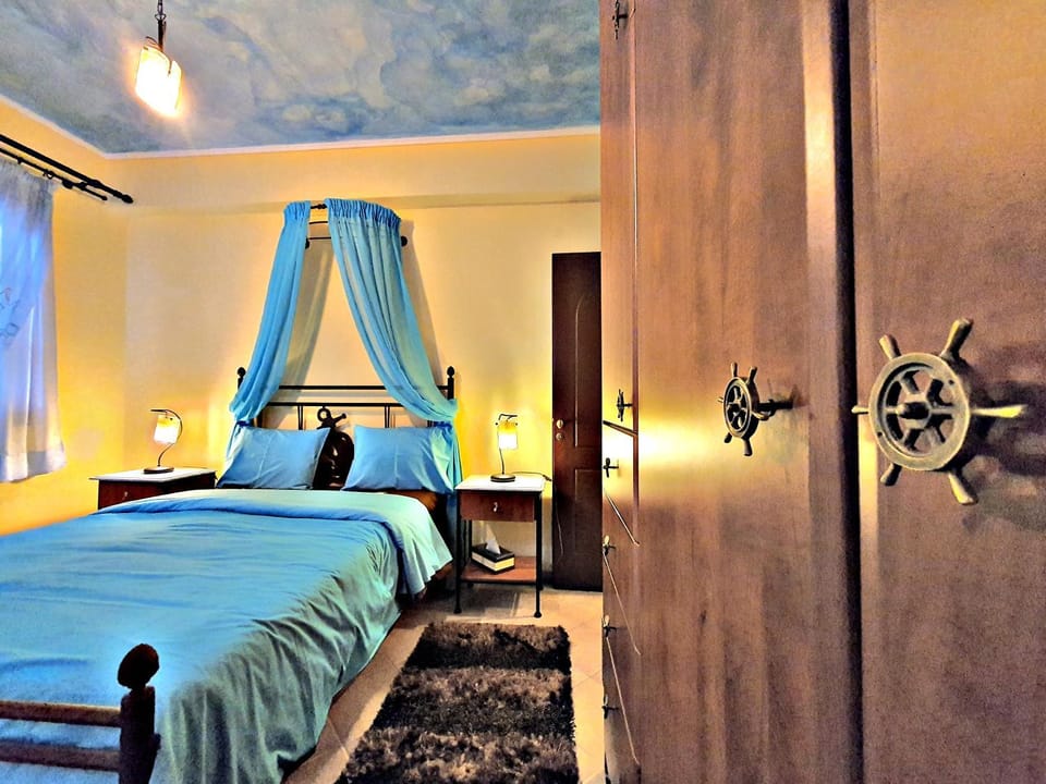 Bed, Decorative detail