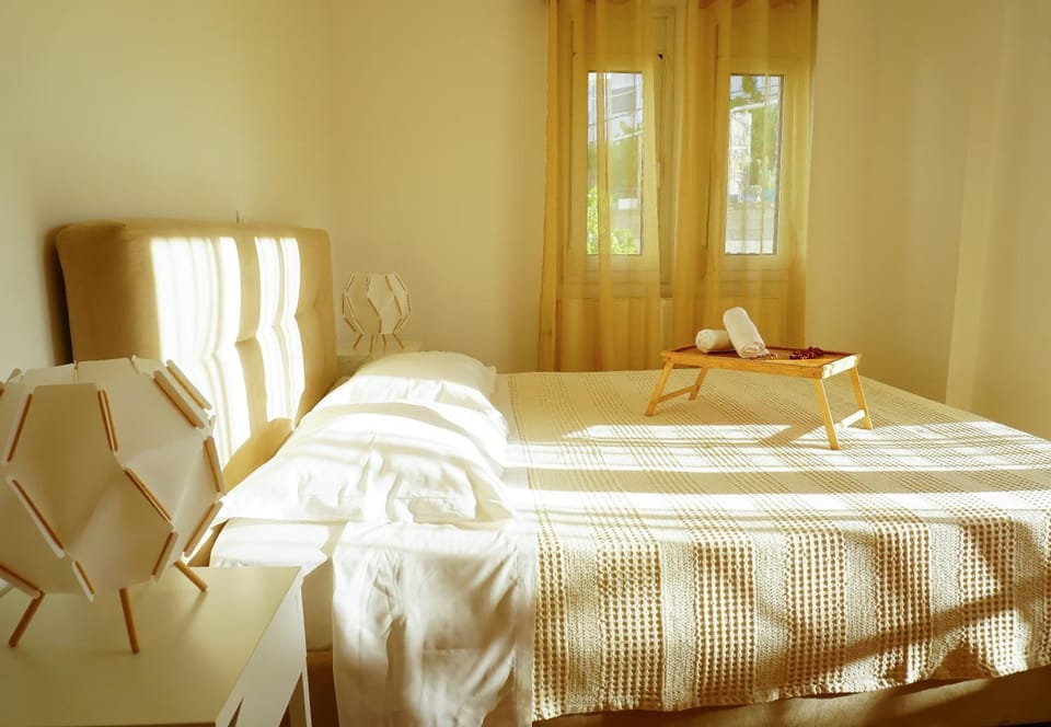 Bed, Photo of the whole room