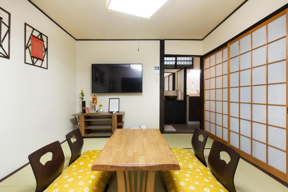 TV and multimedia, Photo of the whole room