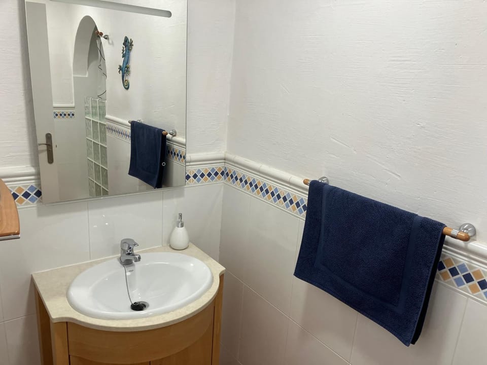 Casa Mallarenga Rooms Bed and Breakfast in Garraf