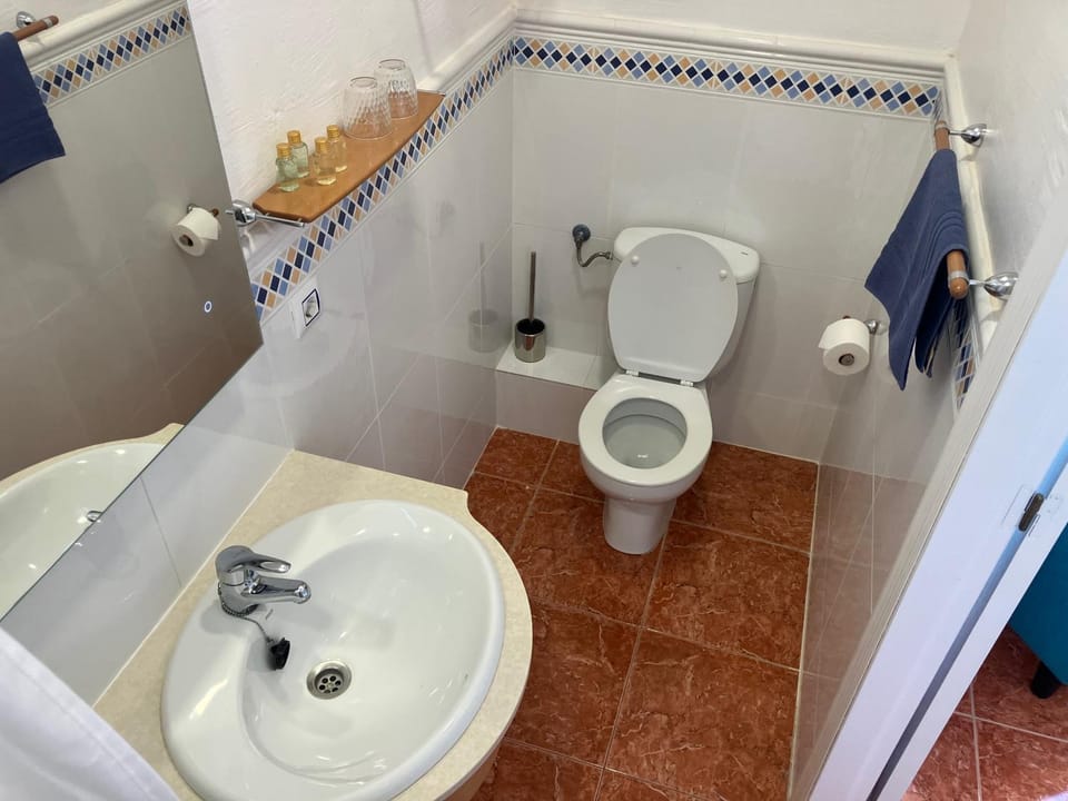 Casa Mallarenga Rooms Bed and Breakfast in Garraf