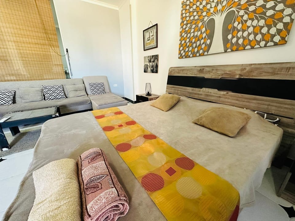 Lima Modern Sheraton with Wi Fi Apartment in Hurghada