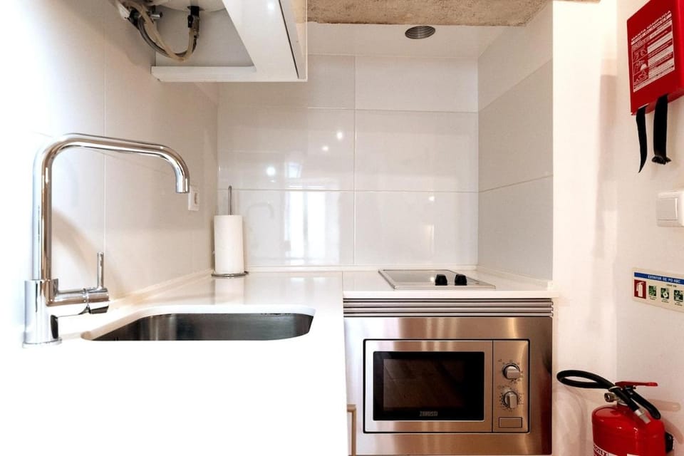 Martin Vaz Home Design Apartment in Lisbon