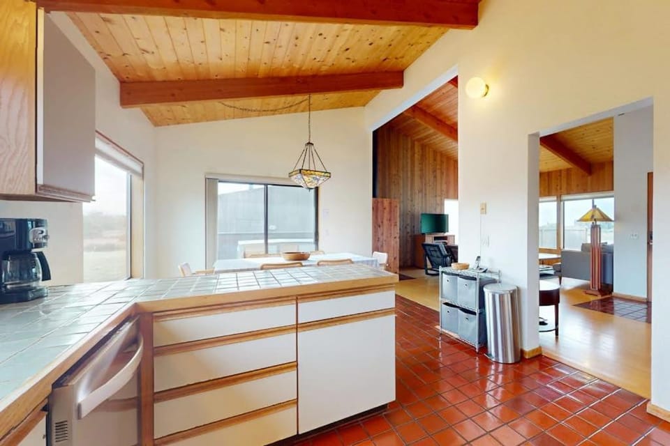 Whispering Wave House in Sonoma County