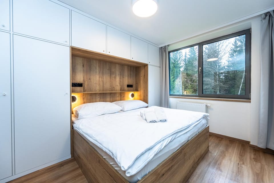Bed, View (from property/room), Bedroom