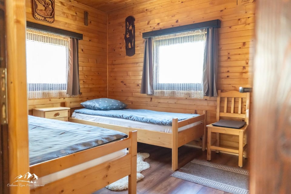 Property building, Bed, Photo of the whole room, Bedroom