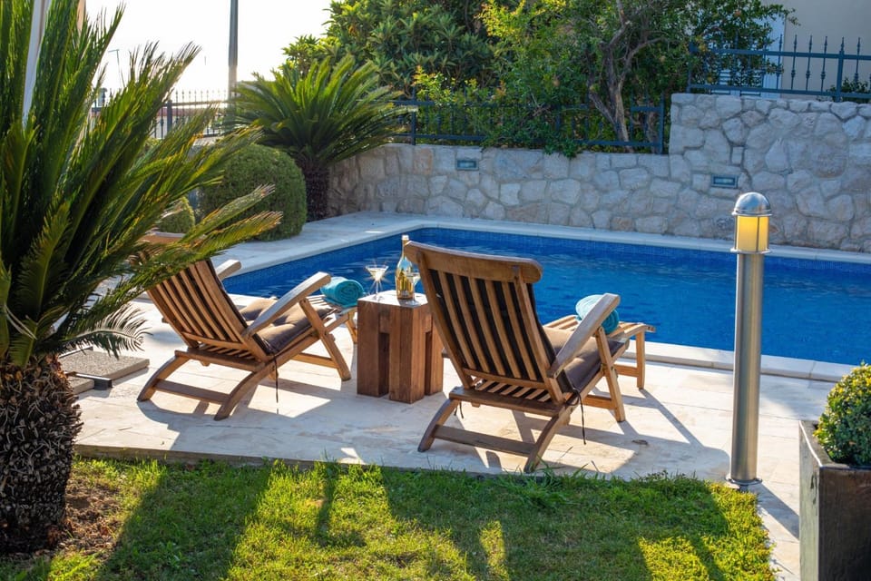 Patio, Garden, Area and facilities, Swimming pool