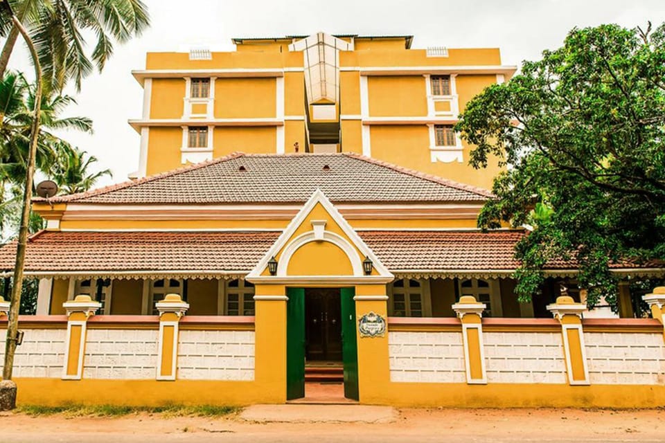 Property building, Facade/entrance