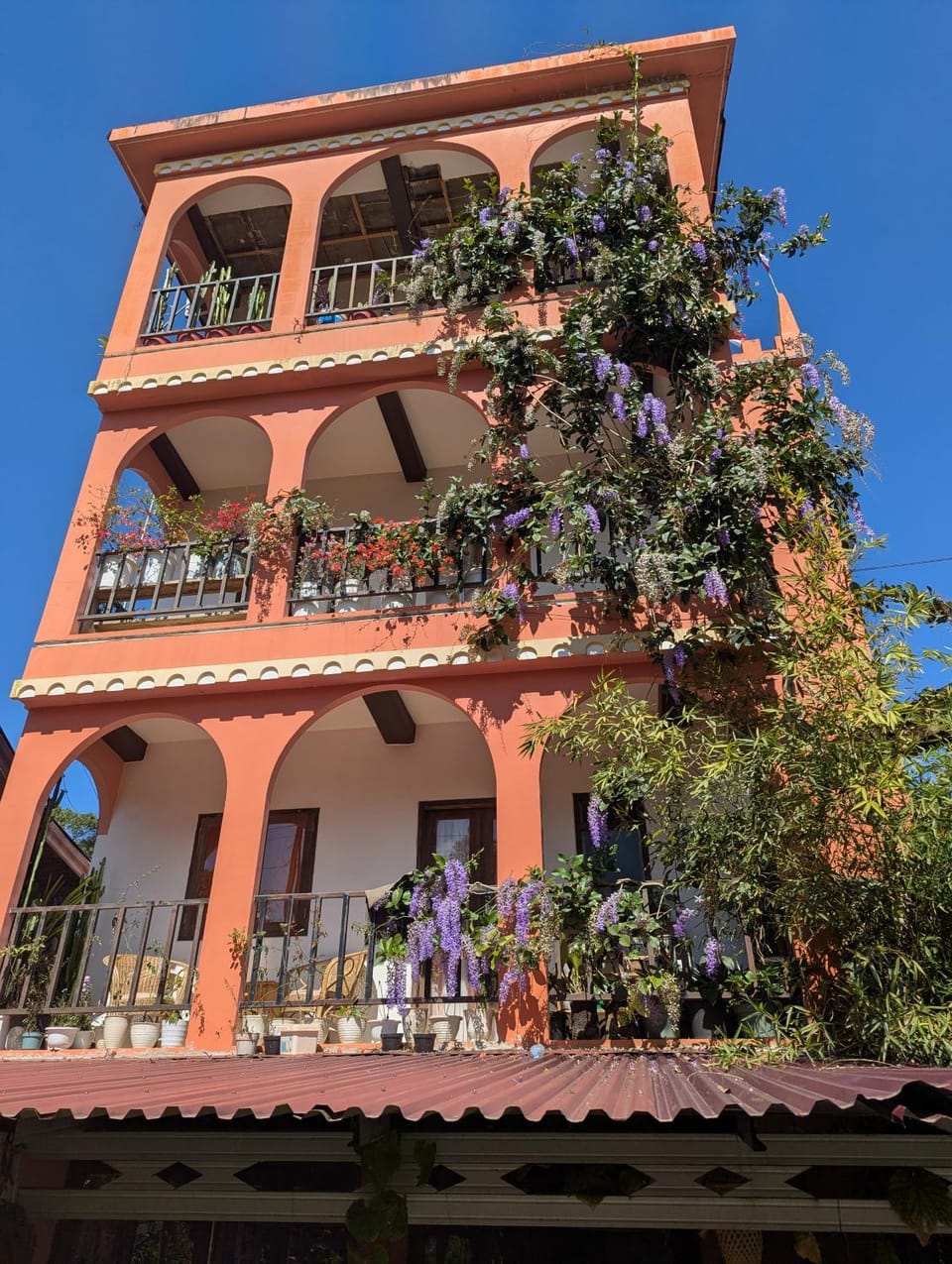 Sulawesi Castle Bed and Breakfast in Indonesia