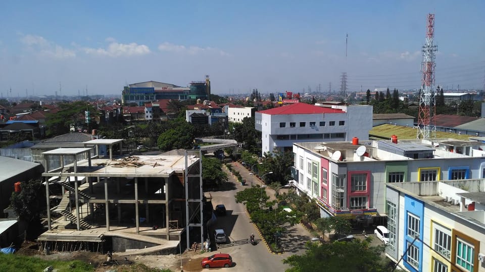 Nearby landmark, Shopping Area