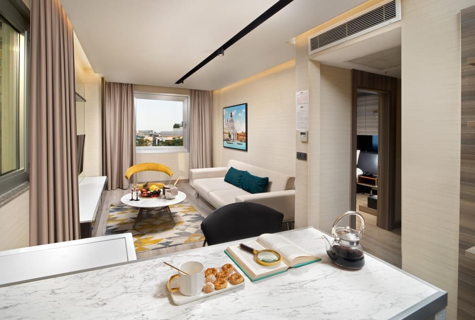 Living room, kitchen