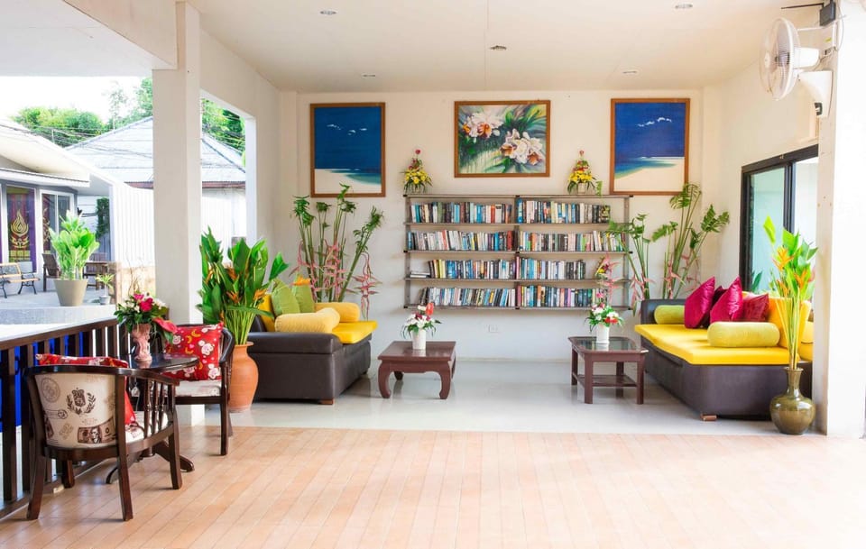 Restaurant/places to eat, Garden, Library, Balcony/Terrace, Lobby or reception, Garden view