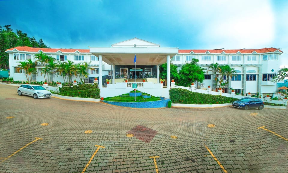 Property building, Parking