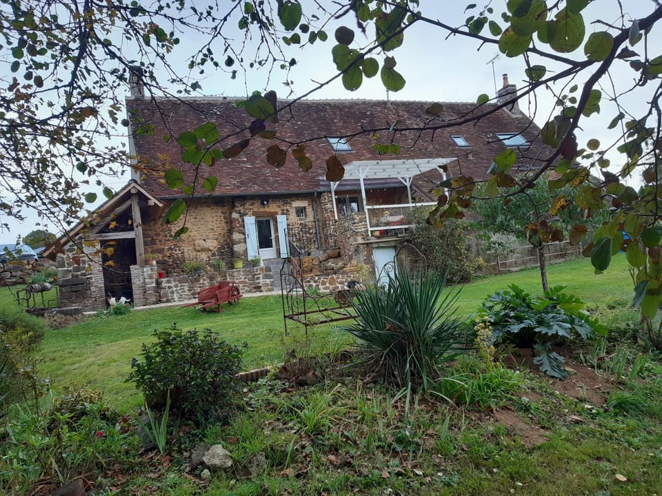 Property building, Garden view