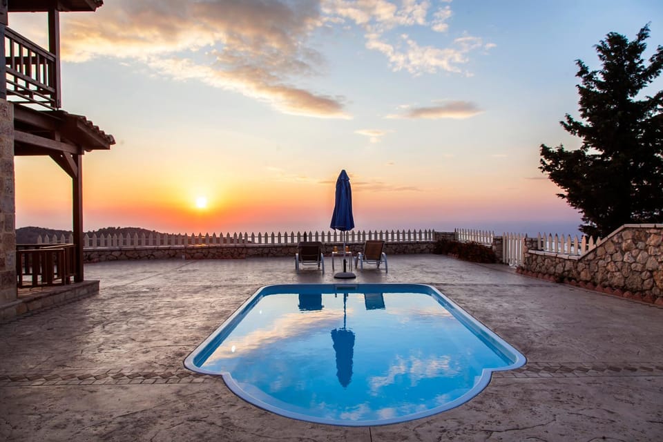 Mountain view, Pool view, Swimming pool, Sunrise, Sunset